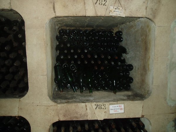 Moldovan_sparkling_wine_cellar