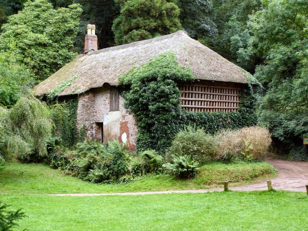 Gamekeeper's_Cottage,_Manscombe_Woods_-_geograph.org.uk_-_1769559