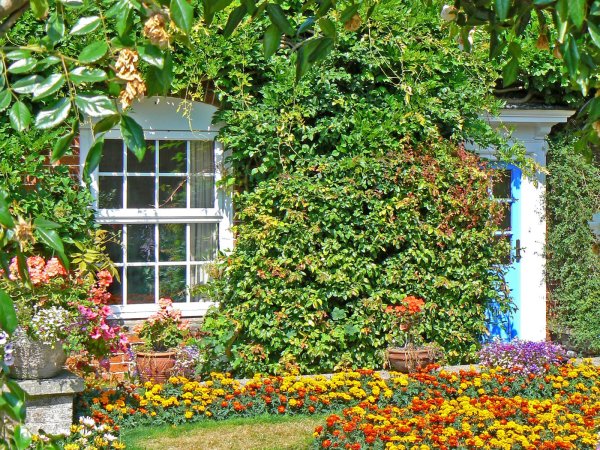 mundelseycottagegarden