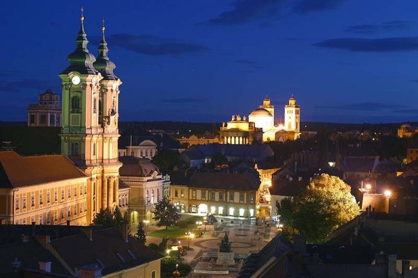 eger_in_night1